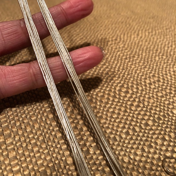 Genuine Coral Necklace & Earring Set. - Picture 4 of 4